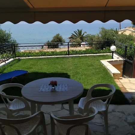 Εξοχικό σπίτι Menigos 43 With Garden